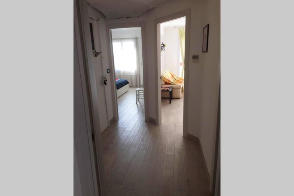 Grand F2 60Mq Centre Antibes, Proche Plages, Commerces, 2 Balcons, Parking, Train, Bus, Deco Vintage, Pet Friendly, Ideal Famille Ou 1-2 Couples ภายนอก รูปภาพ