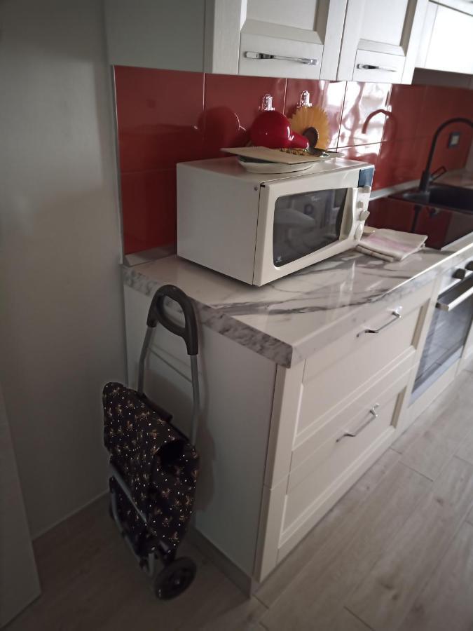 Grand F2 60Mq Centre Antibes, Proche Plages, Commerces, 2 Balcons, Parking, Train, Bus, Deco Vintage, Pet Friendly, Ideal Famille Ou 1-2 Couples ภายนอก รูปภาพ