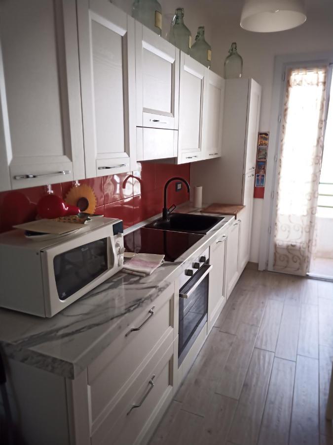Grand F2 60Mq Centre Antibes, Proche Plages, Commerces, 2 Balcons, Parking, Train, Bus, Deco Vintage, Pet Friendly, Ideal Famille Ou 1-2 Couples ภายนอก รูปภาพ