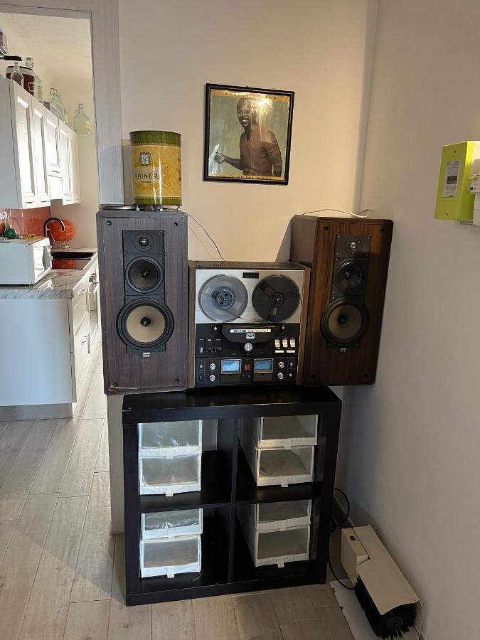 Grand F2 60Mq Centre Antibes, Proche Plages, Commerces, 2 Balcons, Parking, Train, Bus, Deco Vintage, Pet Friendly, Ideal Famille Ou 1-2 Couples ภายนอก รูปภาพ