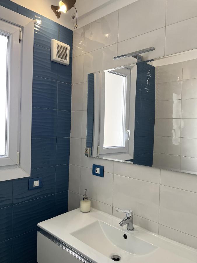 Grand F2 60Mq Centre Antibes, Proche Plages, Commerces, 2 Balcons, Parking, Train, Bus, Deco Vintage, Pet Friendly, Ideal Famille Ou 1-2 Couples ภายนอก รูปภาพ