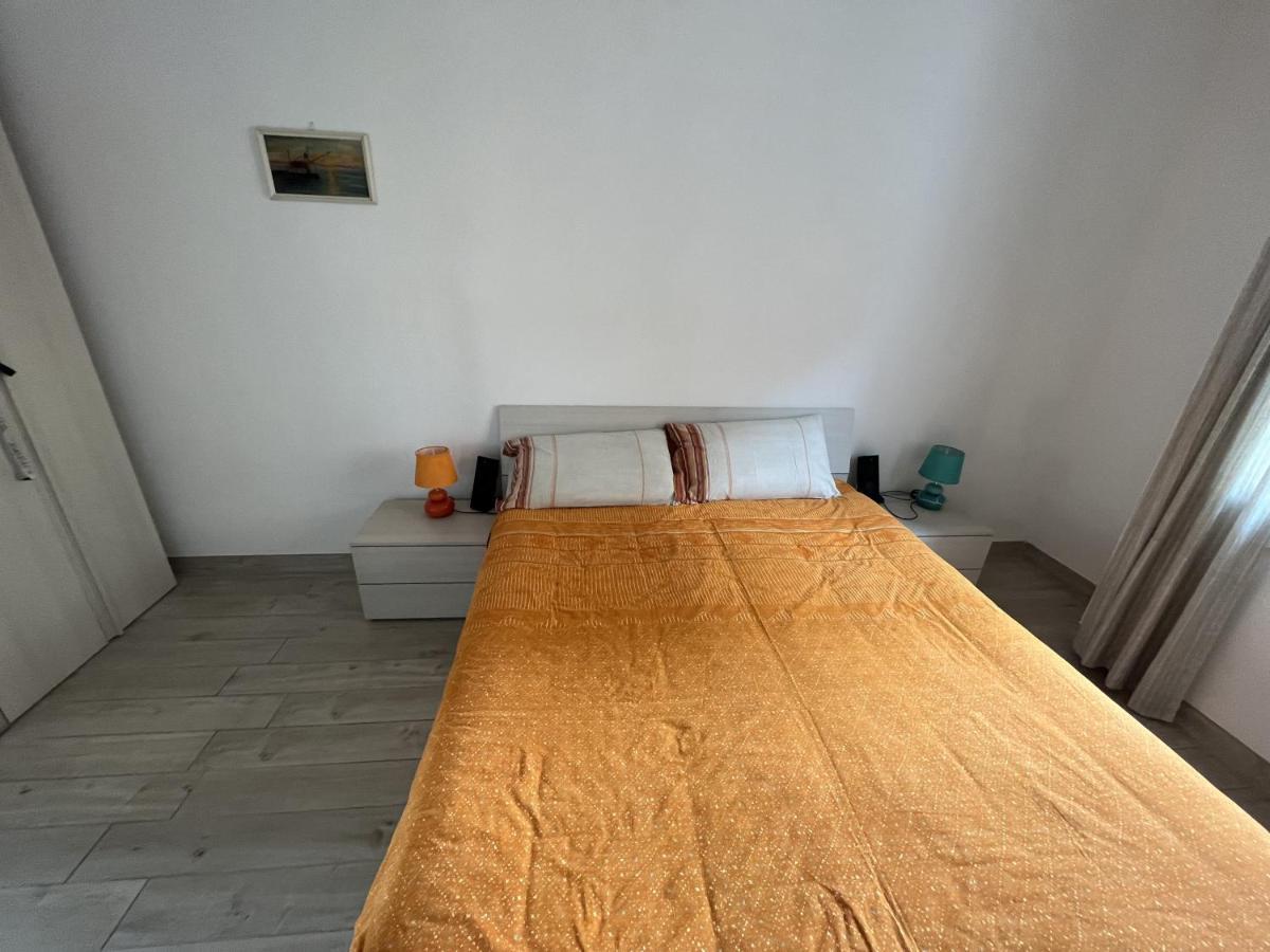 Grand F2 60Mq Centre Antibes, Proche Plages, Commerces, 2 Balcons, Parking, Train, Bus, Deco Vintage, Pet Friendly, Ideal Famille Ou 1-2 Couples ภายนอก รูปภาพ