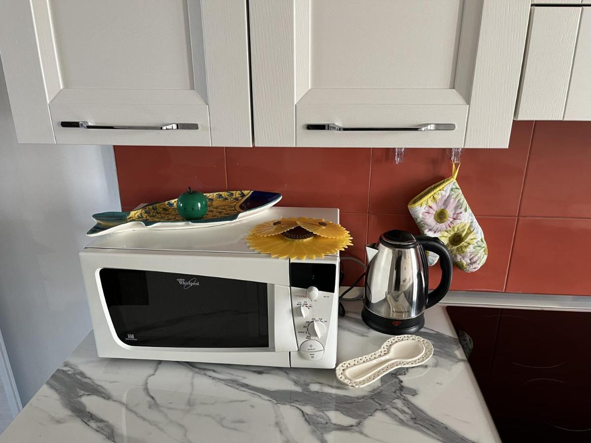 Grand F2 60Mq Centre Antibes, Proche Plages, Commerces, 2 Balcons, Parking, Train, Bus, Deco Vintage, Pet Friendly, Ideal Famille Ou 1-2 Couples ภายนอก รูปภาพ